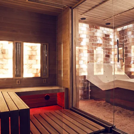 Echo 3* تيهاني