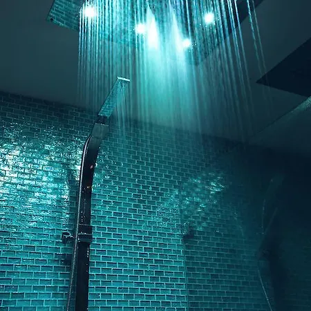 Echo ホテル